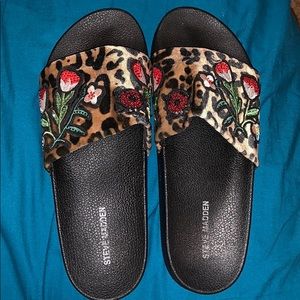 Steve Madden Slides